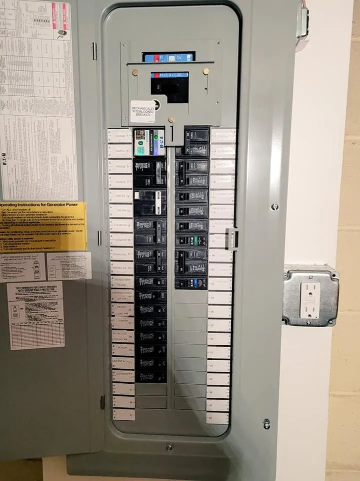 Affordable electrician providing lighting installation in Flushing, NY - Commitment Electrician