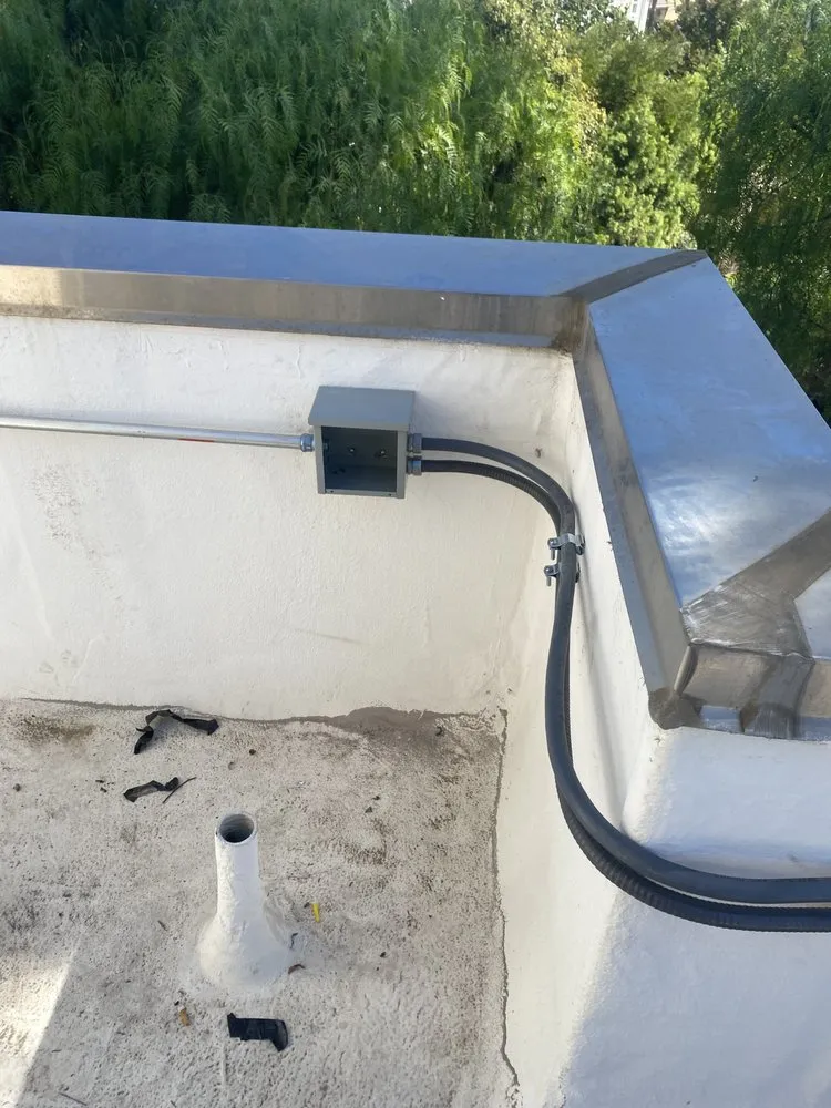 Slide of Common Cents Electric