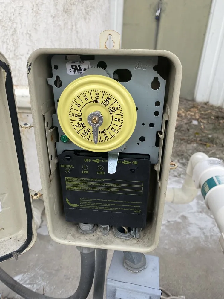 Slide of Common Cents Electric