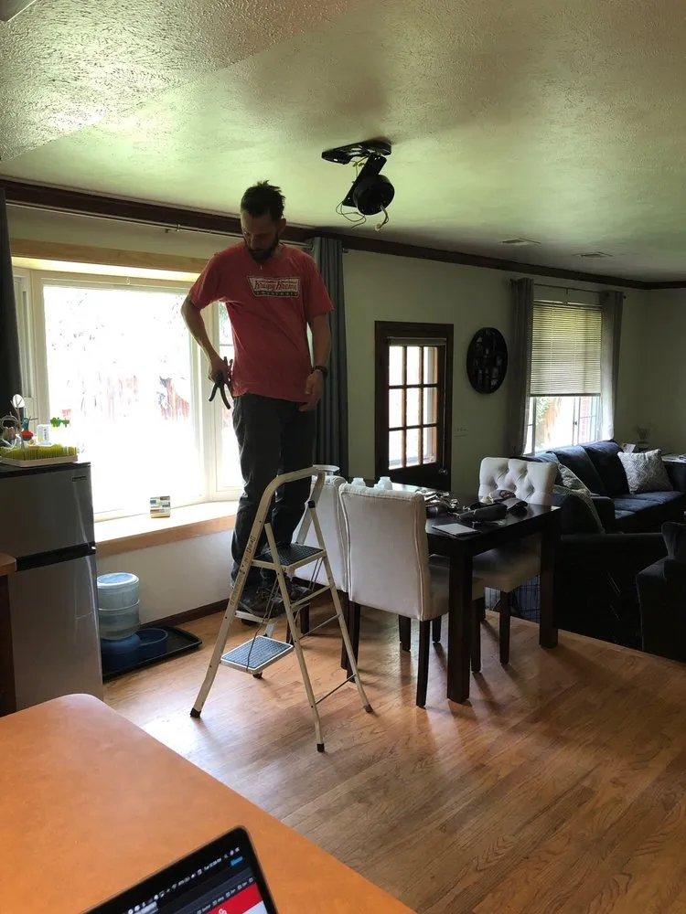 Slide of Common Ground Electric