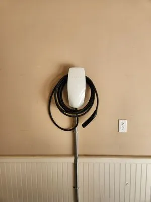 Compass Electric Logo