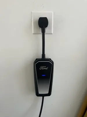 Complete Andy Electric Logo