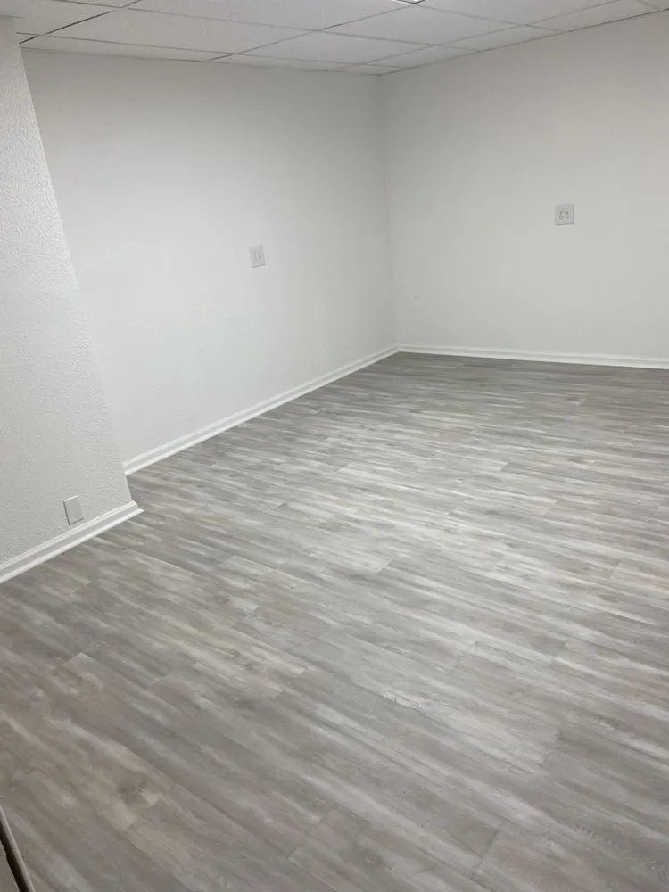 Professional electrical repair in , by Complete Handyman Services