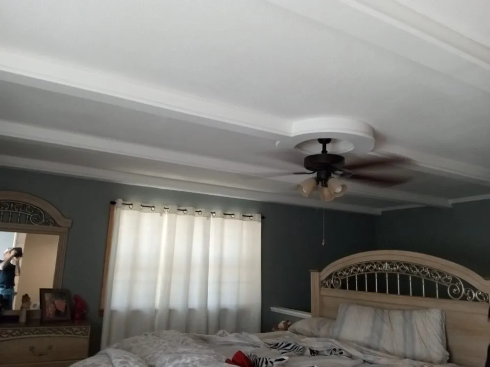 Emergency electrician providing wiring installation in Mountain Park, OK - Complete Handyman Services
