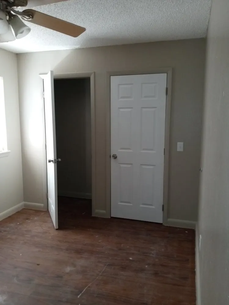 Trusted electrician providing wiring installation in Mountain Park, OK - Complete Handyman Services