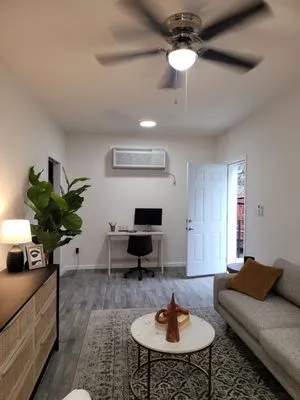 Complete Home Maintenance Logo