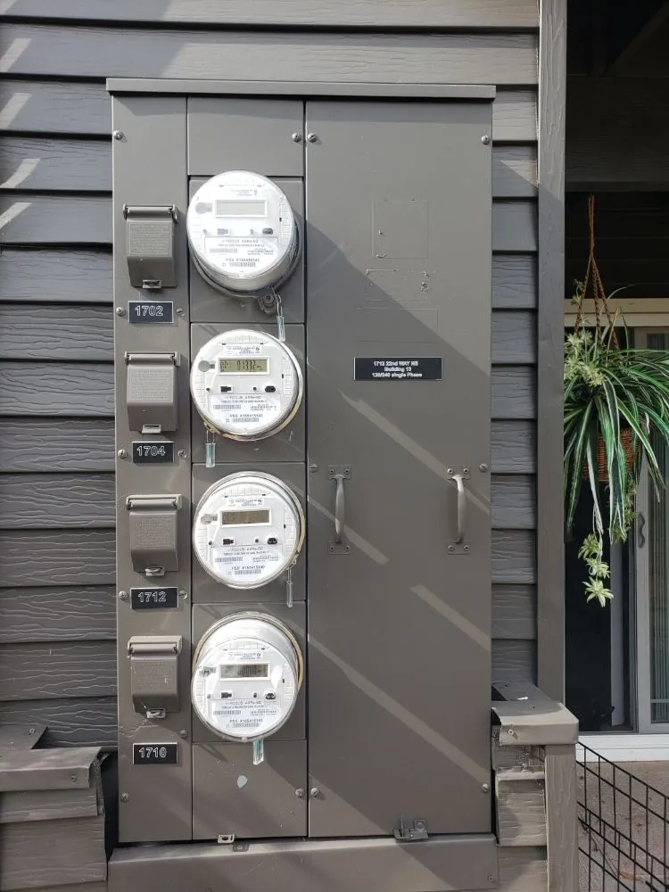 Slide of Comprehensive Electrical Services