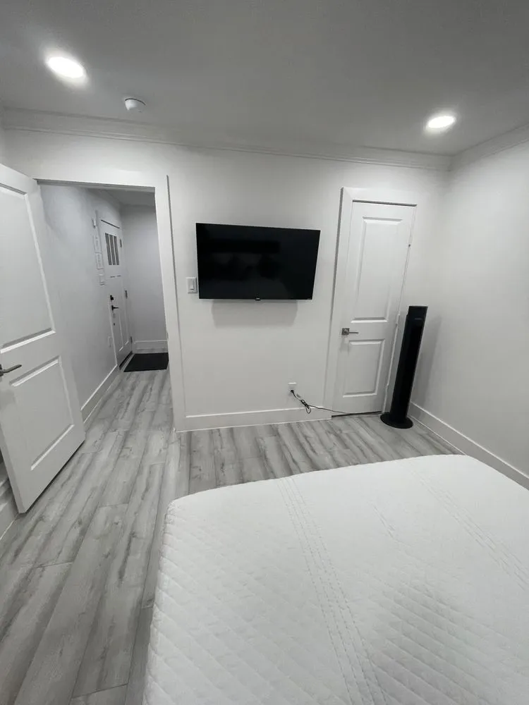 Slide of Compu Electronic