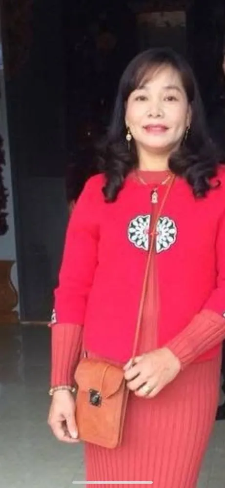 Slide of Cong Hoang Electrical