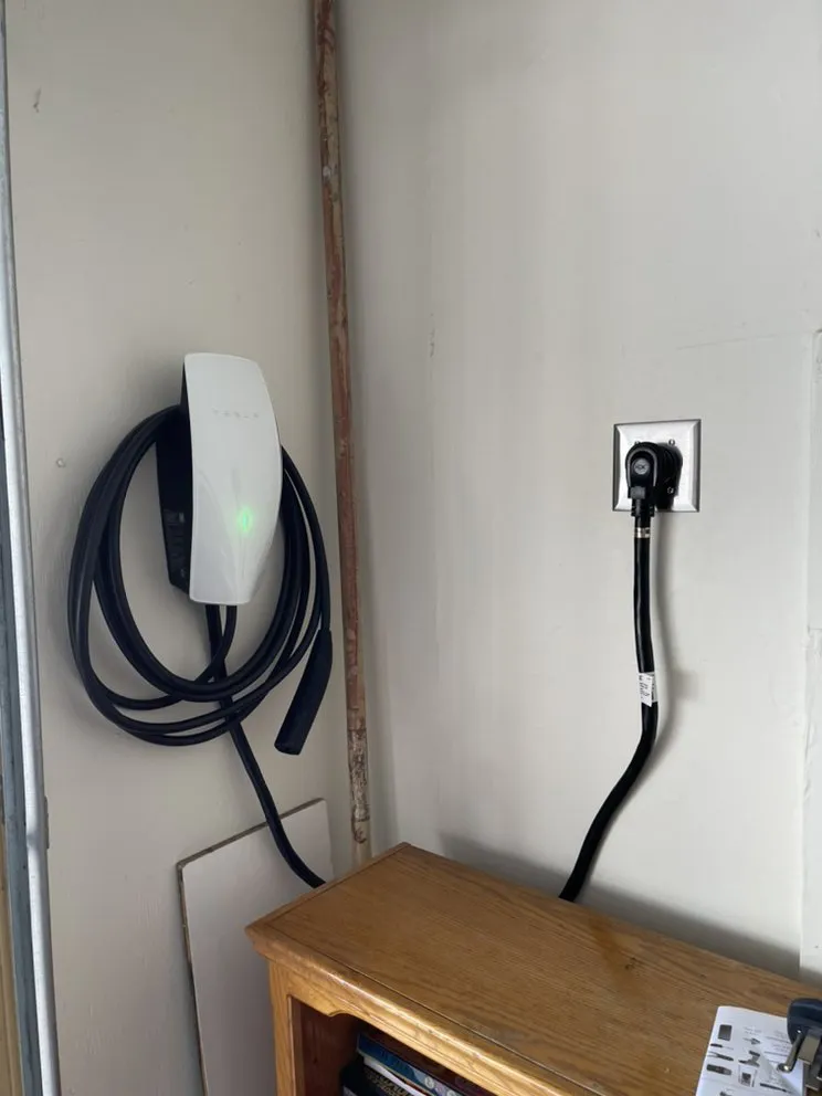 Slide of Connect Electric Pro