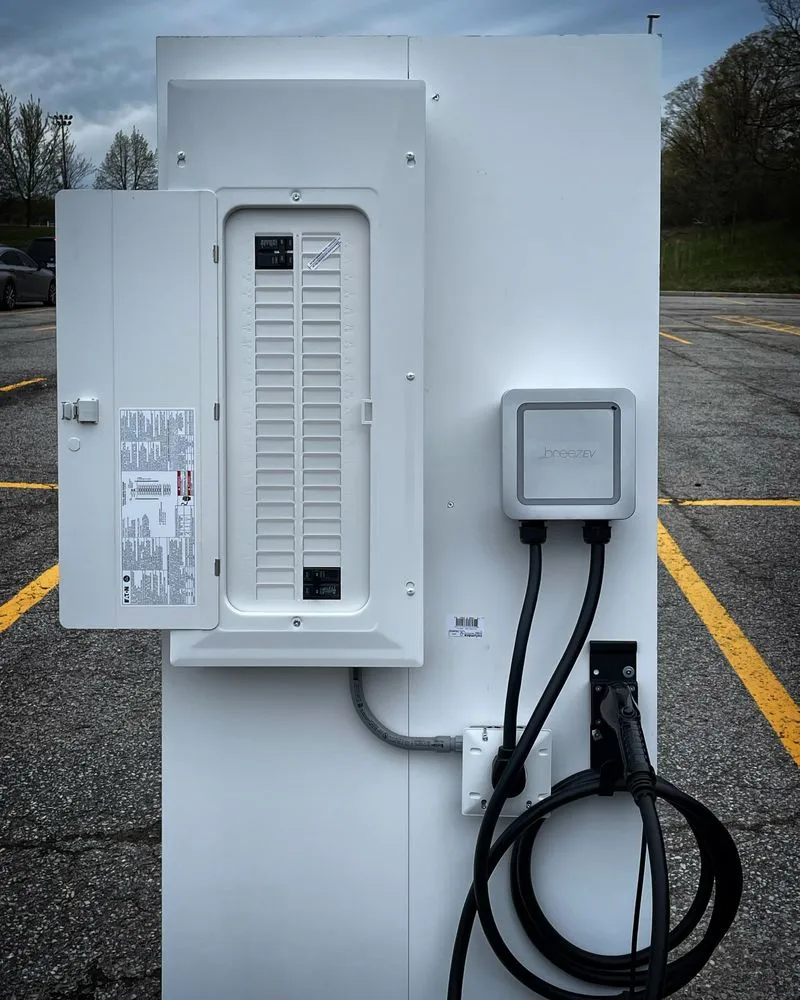 Slide of Constcorp Electric