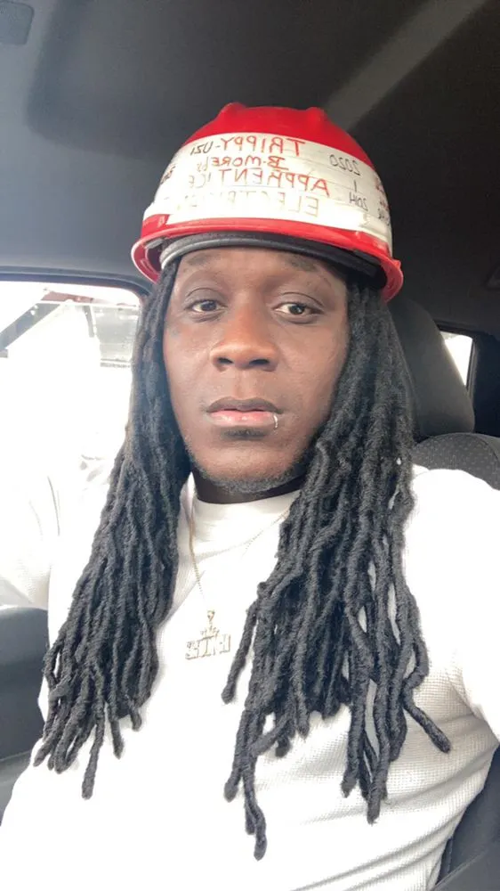 Slide of Construction Electrician Seymore III