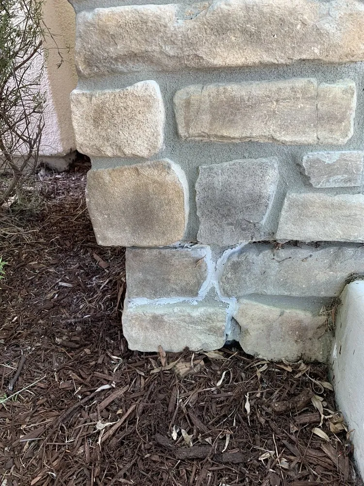 Trusted electrician providing circuit breaker repair in ,