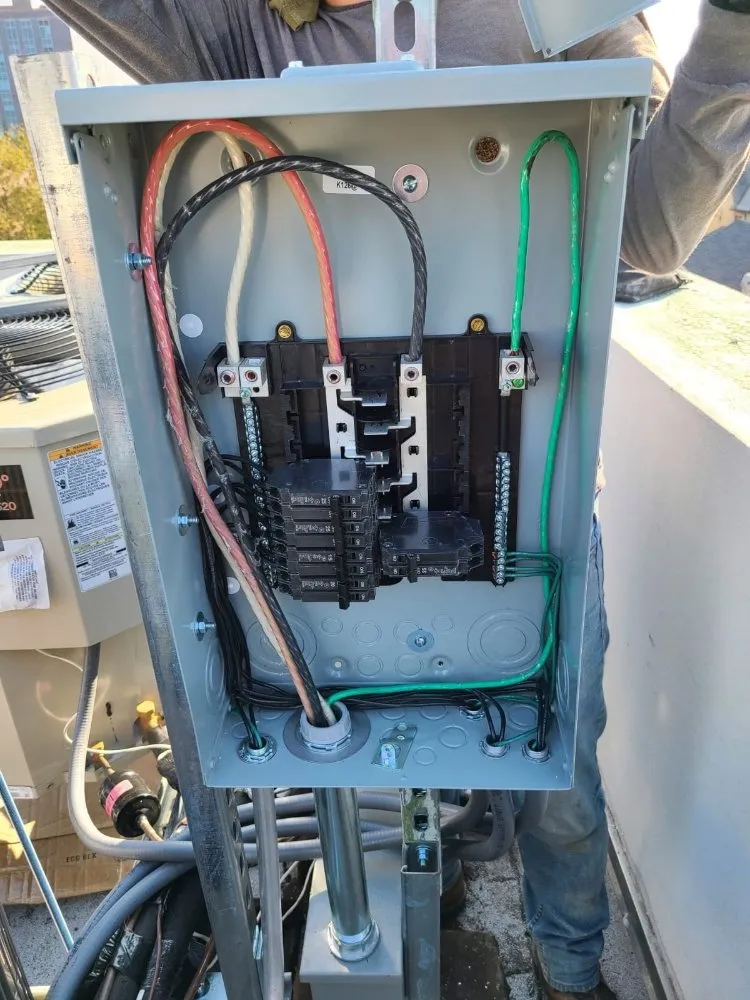 Licensed lighting installation in ,  by Construpower WY