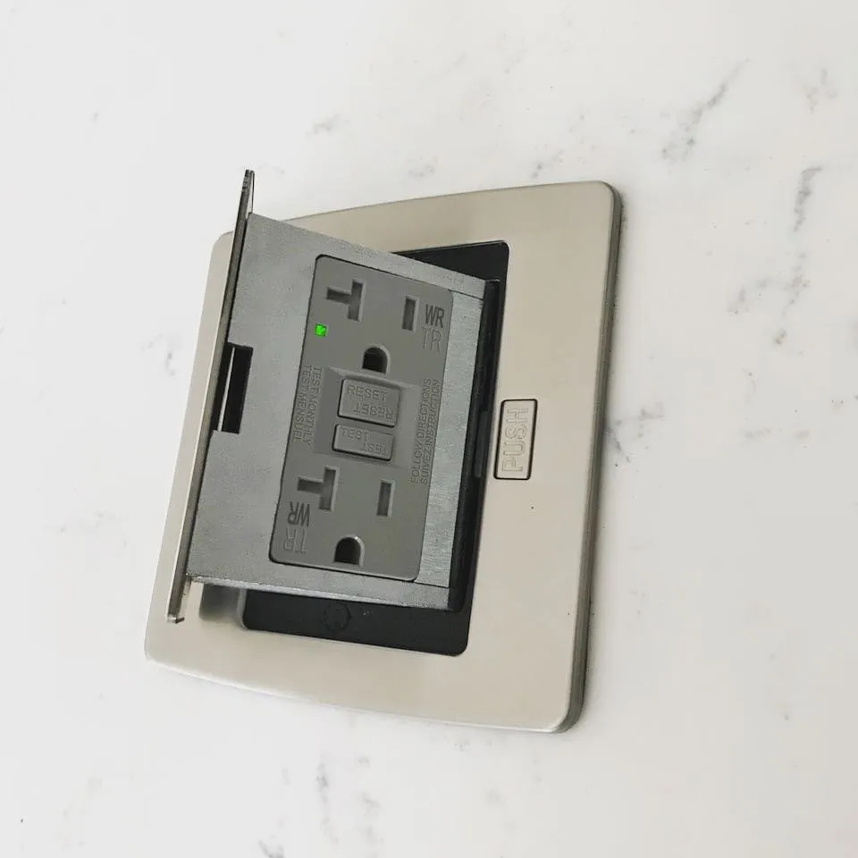 Slide of Contain Master Electrician