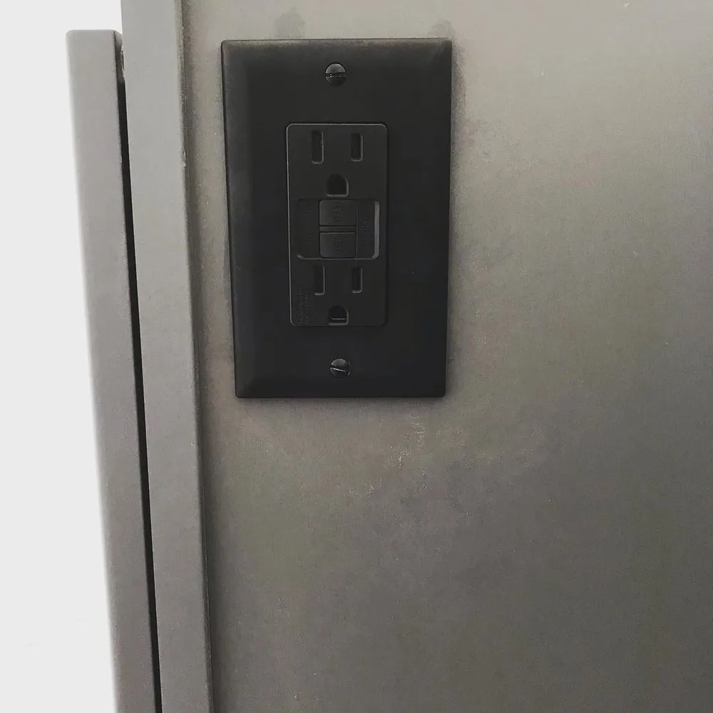 Slide of Content Electrician Service