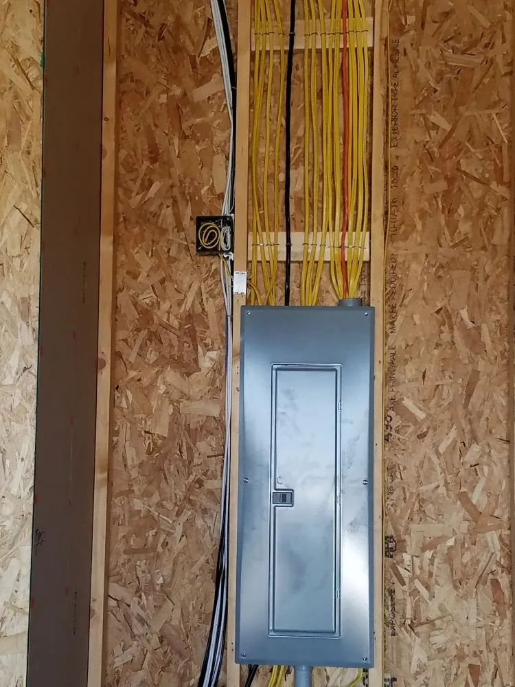 Expert electrical service for homes in emergency electrical service,  by 