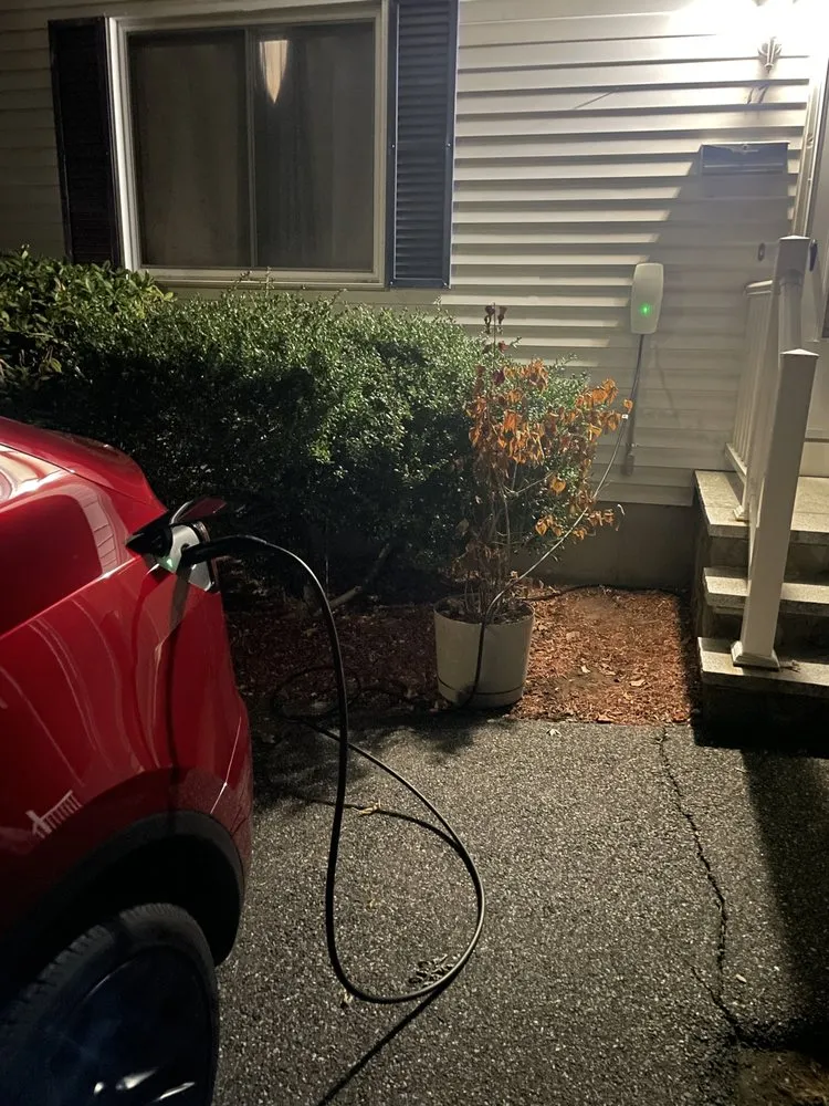 Slide of Contreras Electric