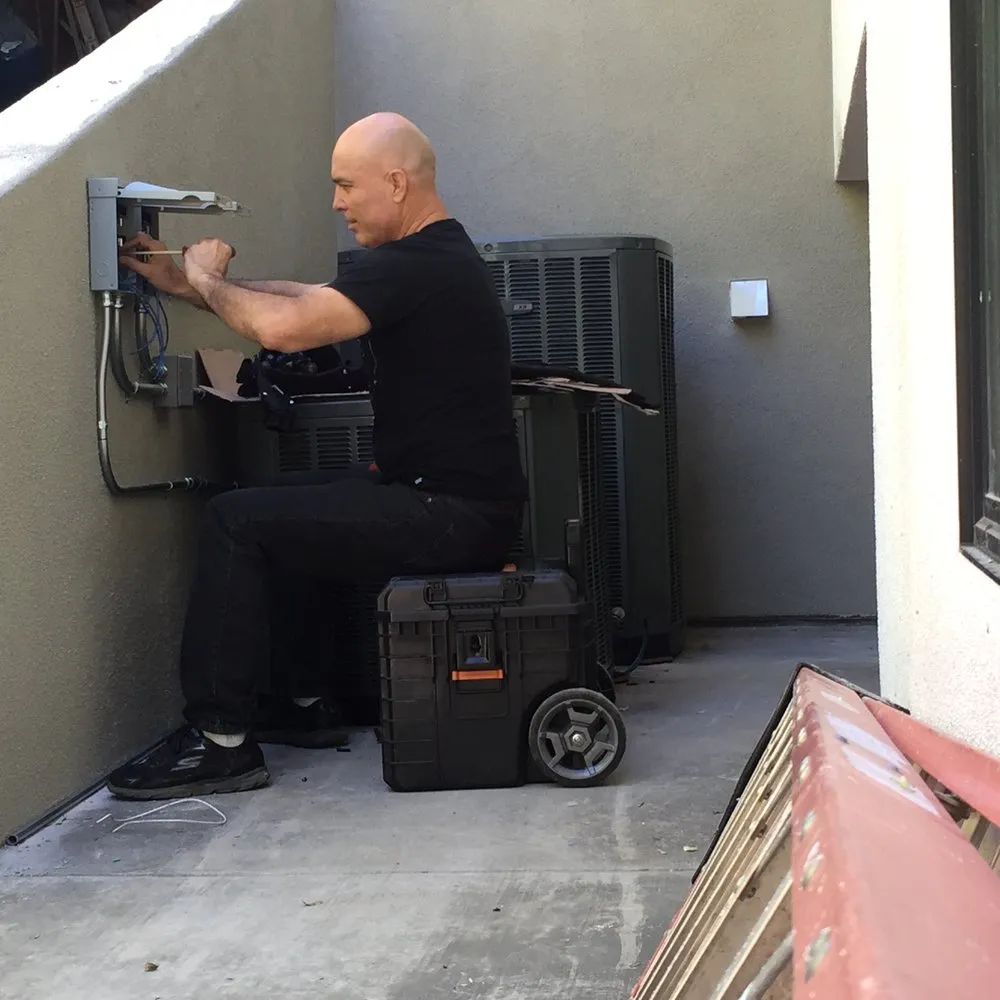 Certified outlet and switch repair in Sylmar, CA by Contreras Electric