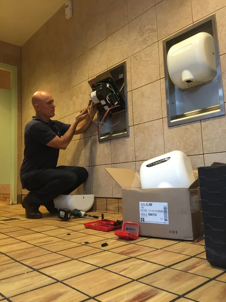 Trusted panel upgrade in Sylmar, CA by Contreras Electric