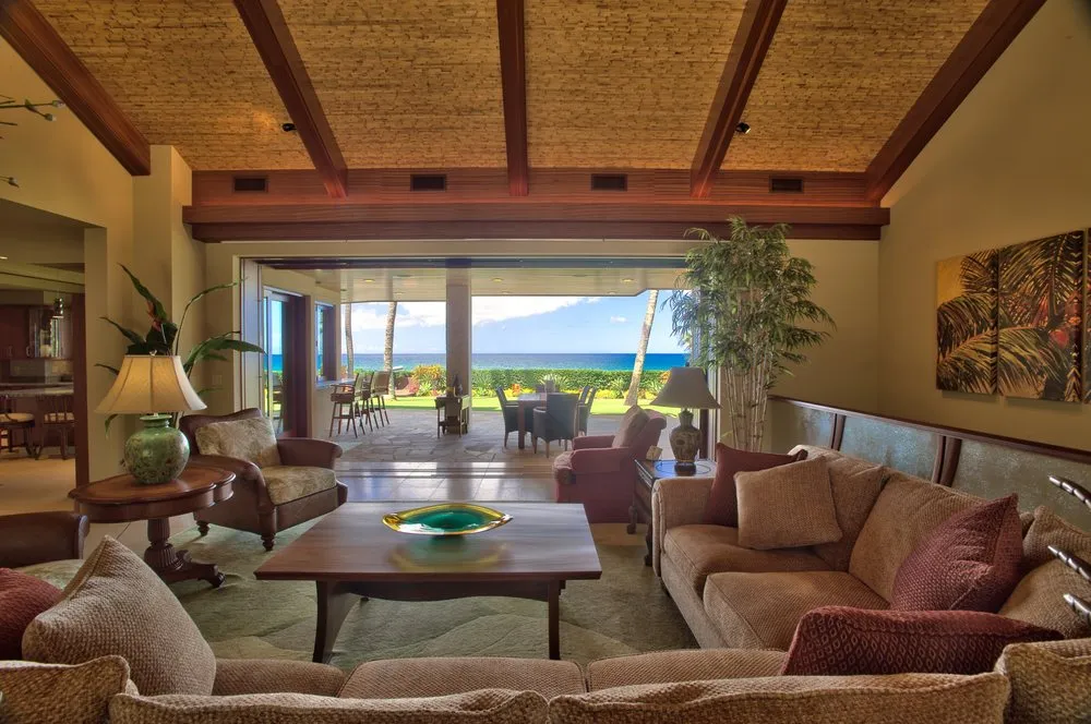 Slide of Control Freaks Hawaii