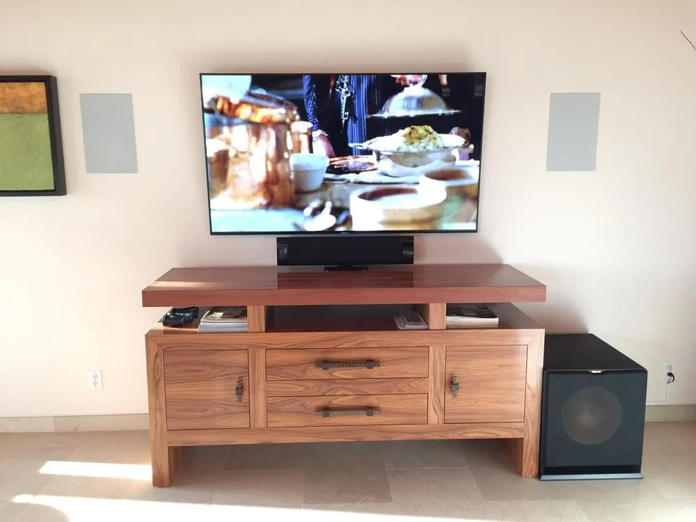 Slide of Control Freaks Hawaii