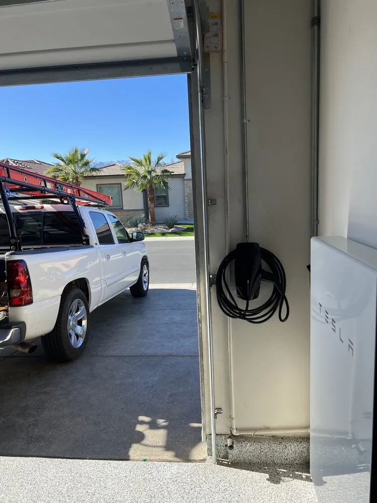 Slide of Control of Power Electric