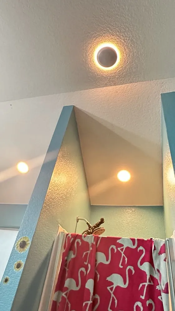 Slide of Cool Hand Electric