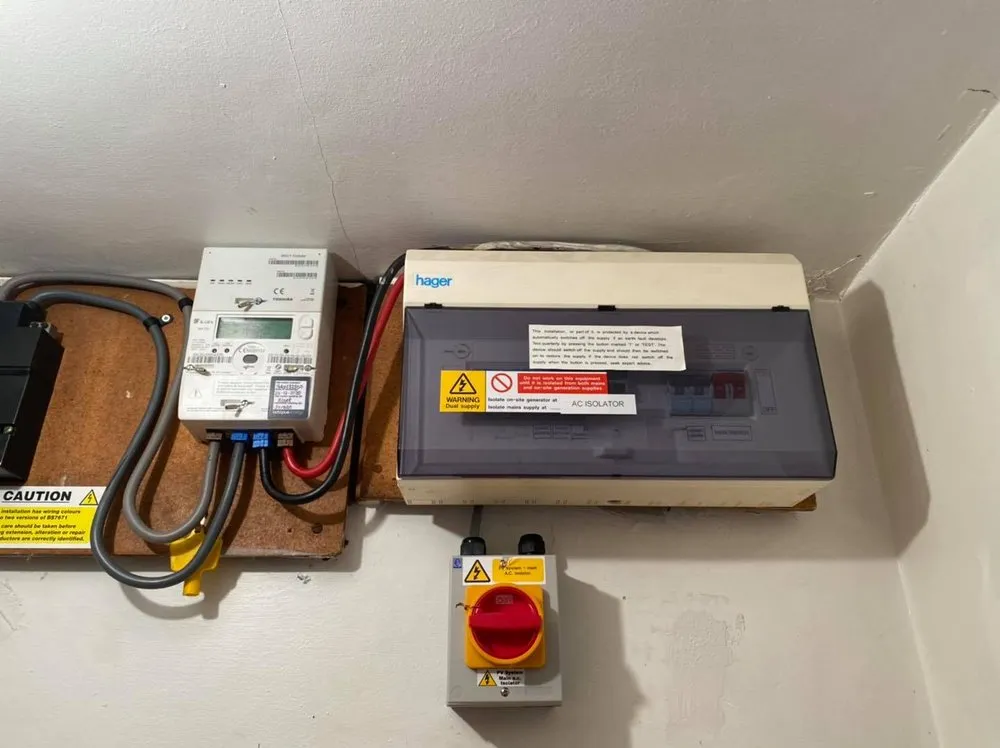 Slide of Coolidge Corner Electricians