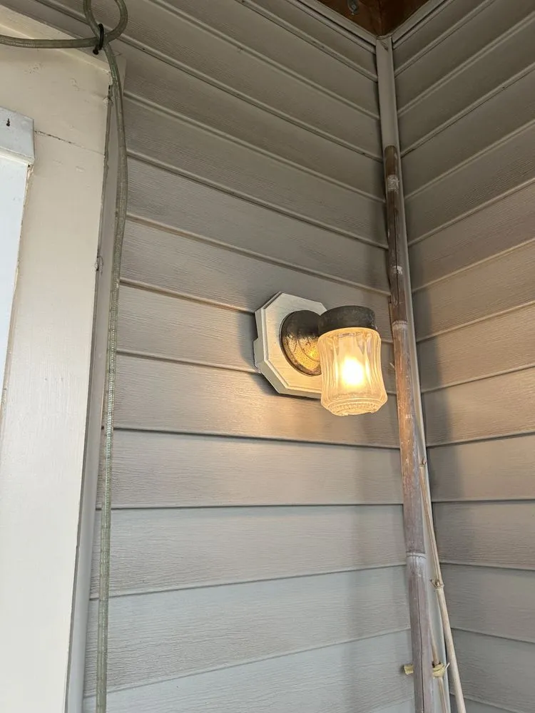 Slide of Coops Electric