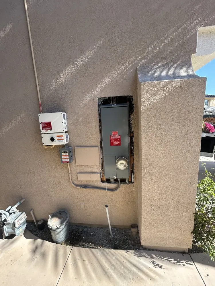 Trusted circuit breaker repair in , by Copperfield Electric