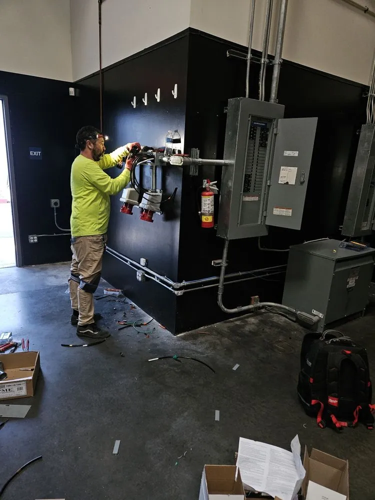 Slide of Copperfield Electric