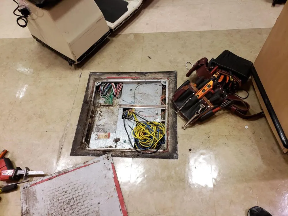 Slide of Copperhead Electric