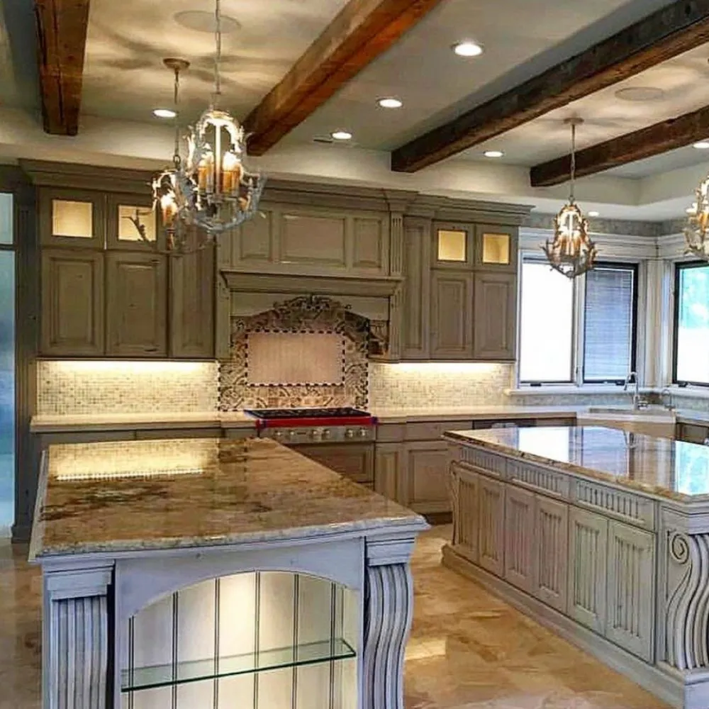 Trusted electrician providing emergency electrical service in , 