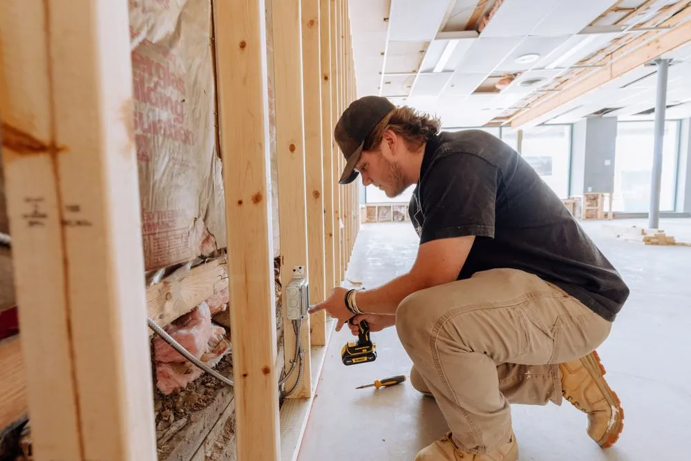 Slide of Coppermen Electric