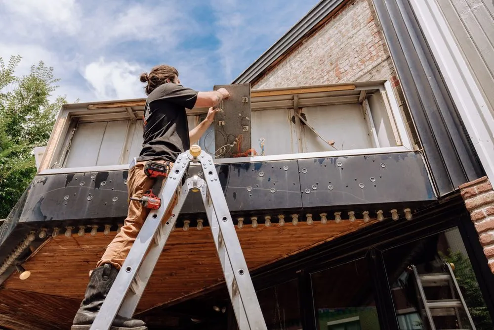 Slide of Coppermen Electric