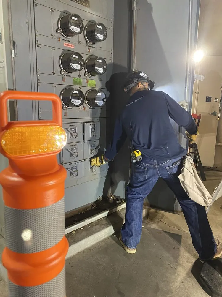 Emergency outlet and switch repair service in ,  - Coppertown Electric