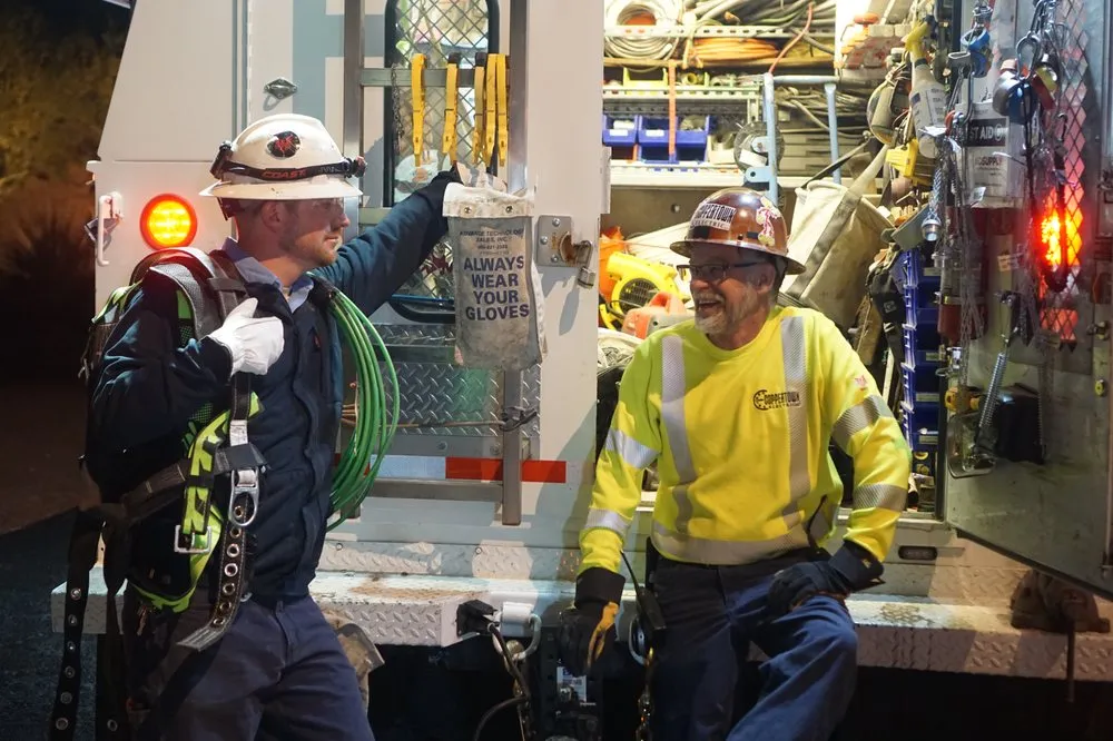 Professional electrician providing wiring installation in , 