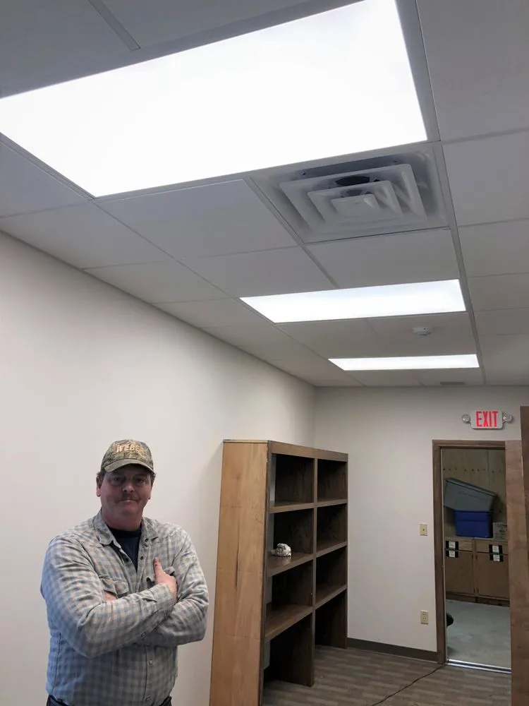 Slide of Corbin & Maille Electric