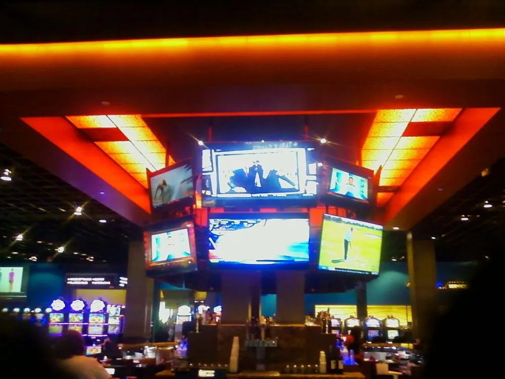 Slide of Corbin & Maille Electric