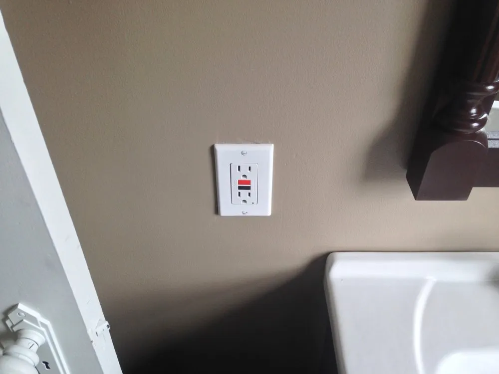 Slide of Corbin & Maille Electric