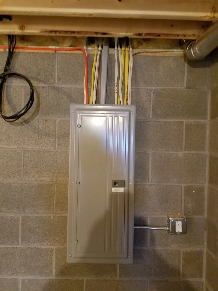 Slide of Corbin & Maille Electric