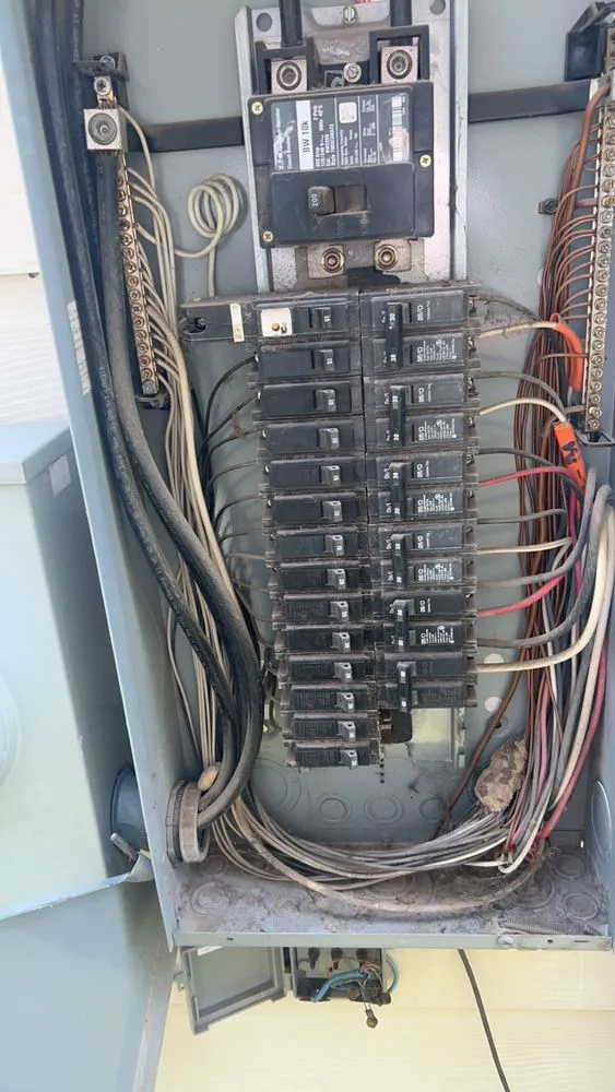 Expert electrician providing electrical repair in ,