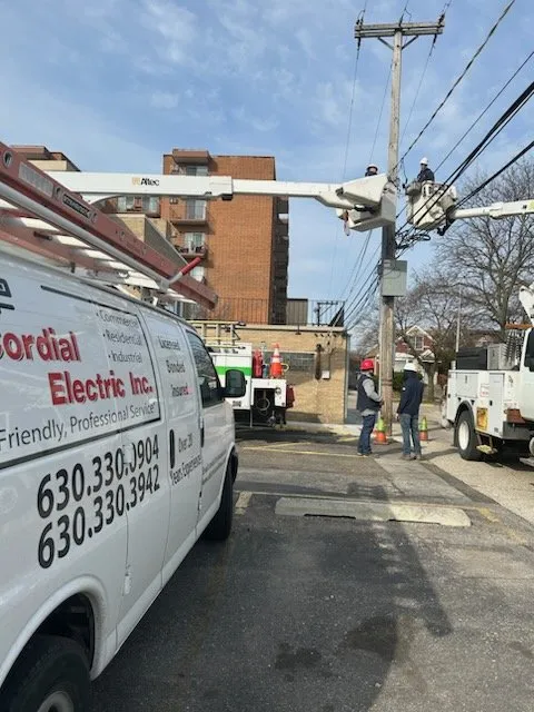 Licensed circuit breaker repair experts serving ,  - Cordial Electric