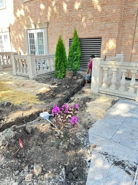 Emergency electrical service for homes in lighting installation,  by 