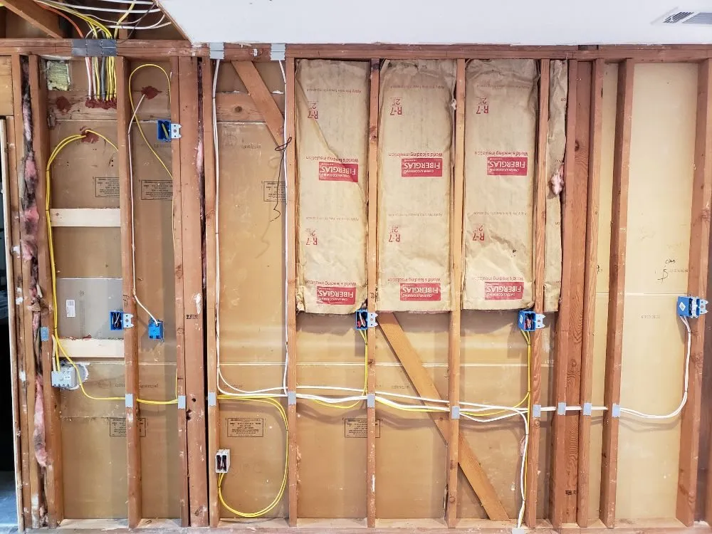 Slide of Cornejo Electric