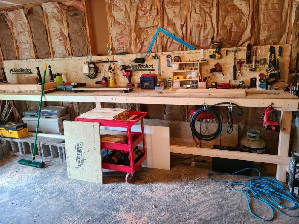 Emergency electrician providing lighting installation in Clear Brook, VA - Cornwellz Custom Creationz