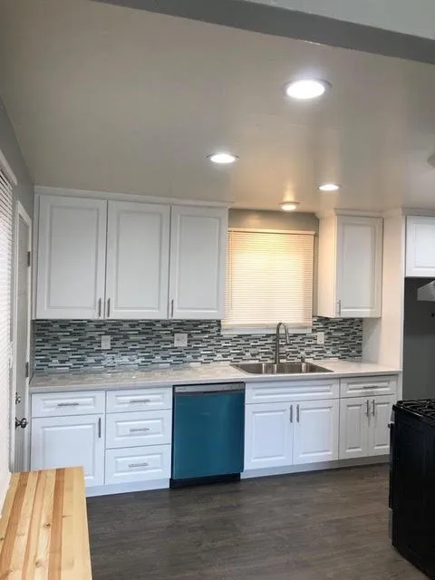 Emergency circuit breaker repair experts serving ,  - Coronado Construction