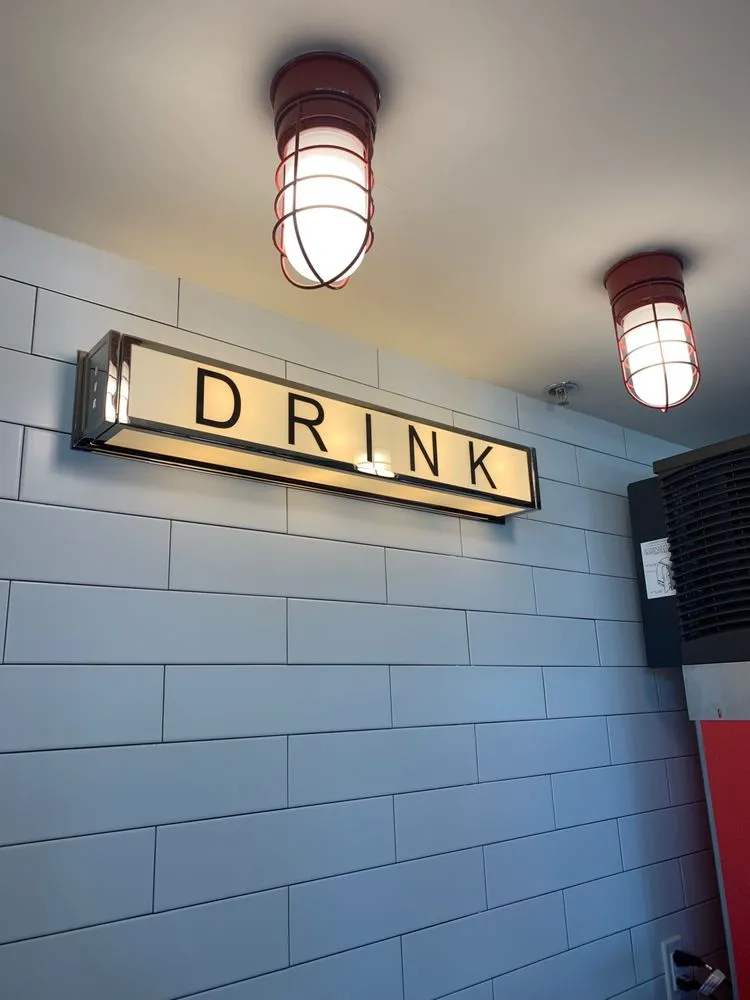 Slide of Cortes Electric