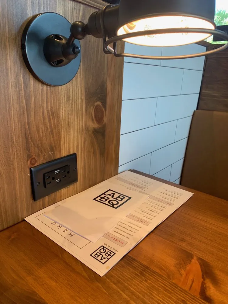 Slide of Cortes Electric